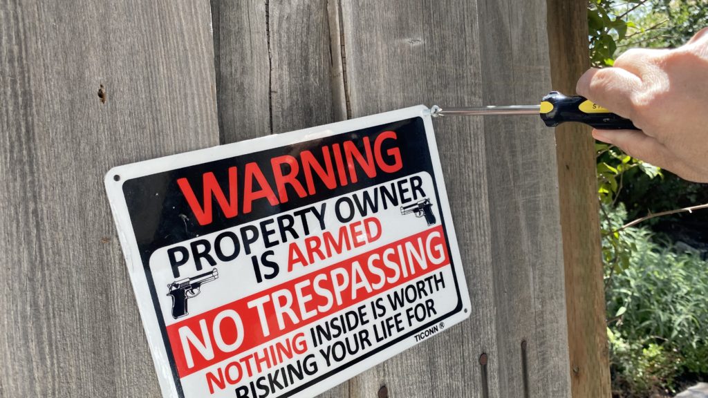 No trespassing sign