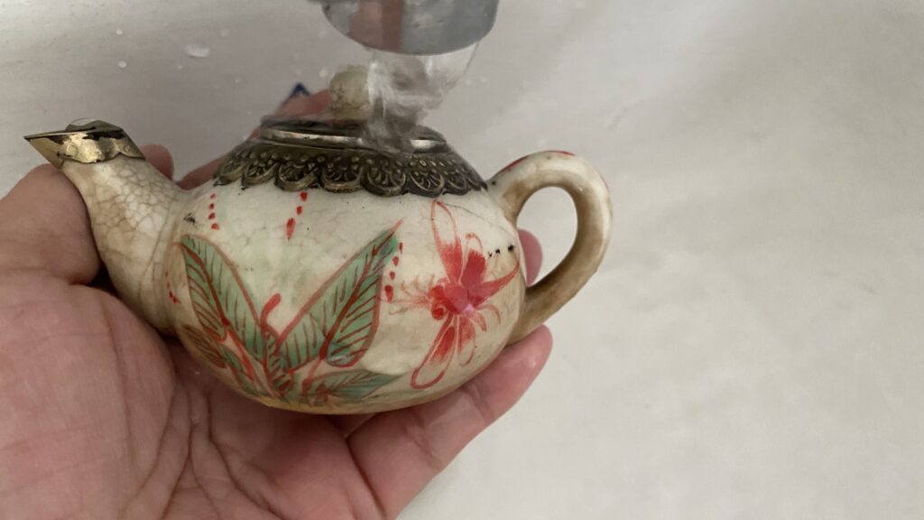 mini teapot
