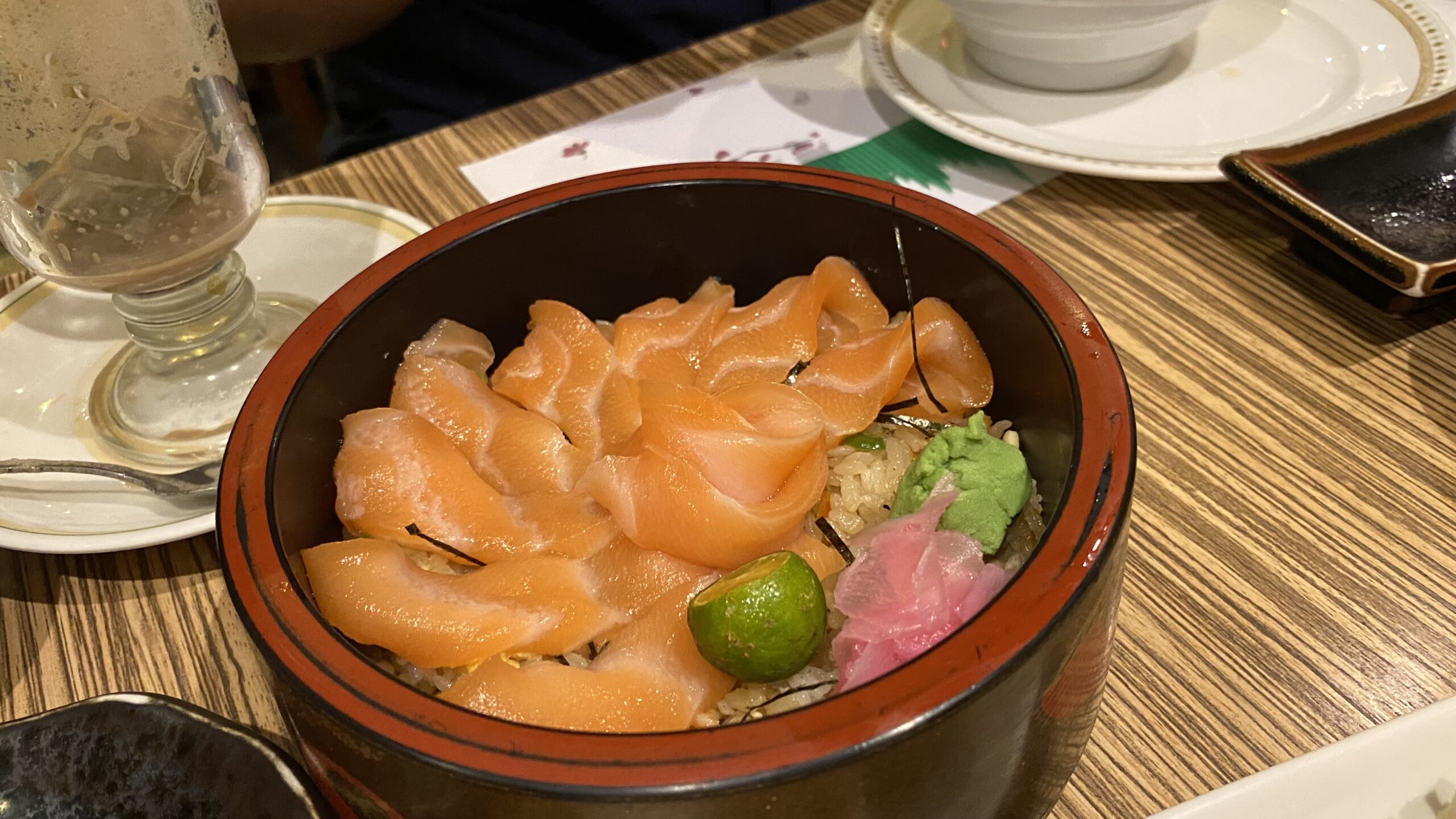 salmon sashimi, Haru