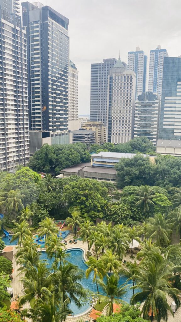 Edsa Shangrila hotel garden