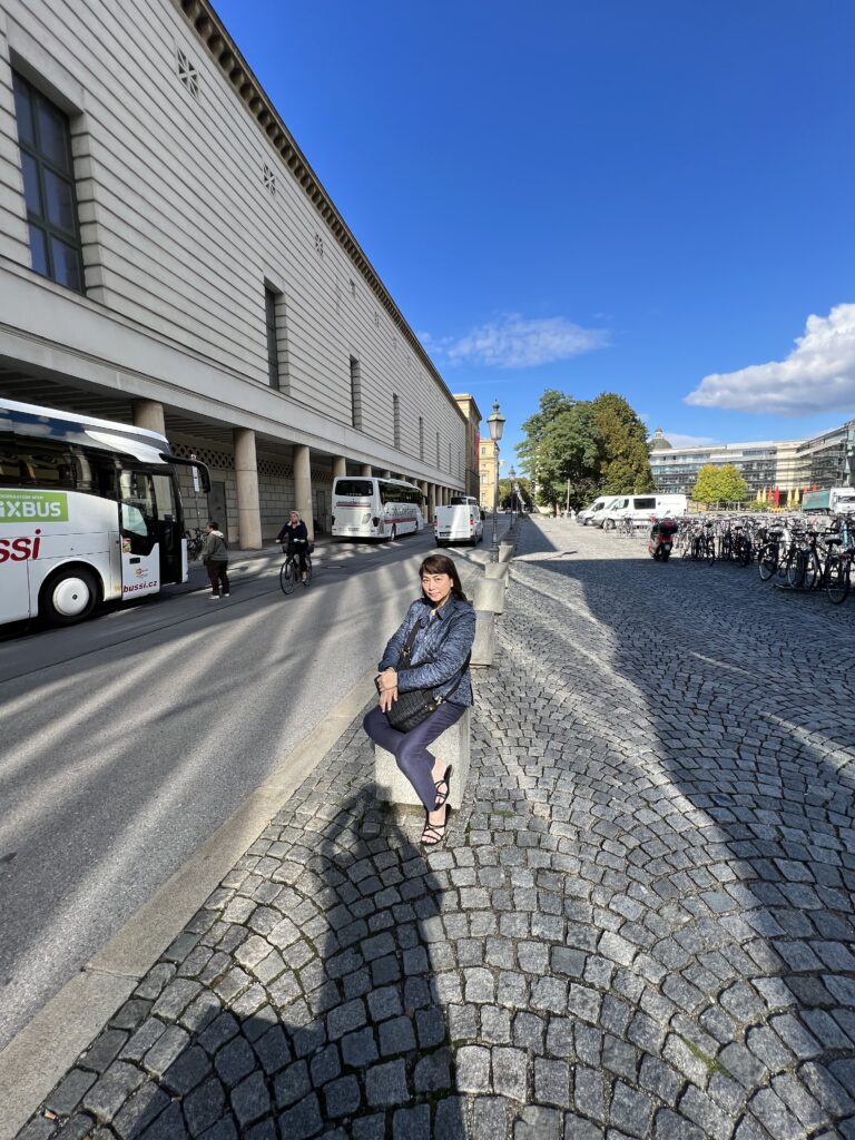 ACTY, Bus stop, Munich