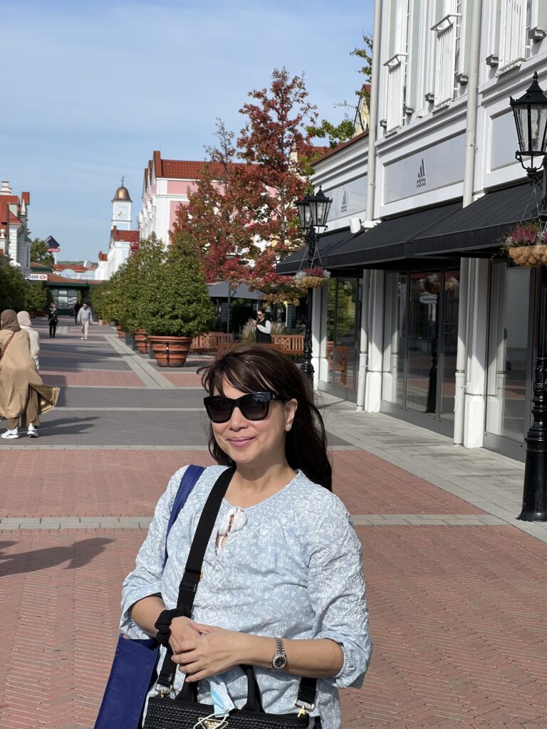 Annie Tan-Yee in Parndorf