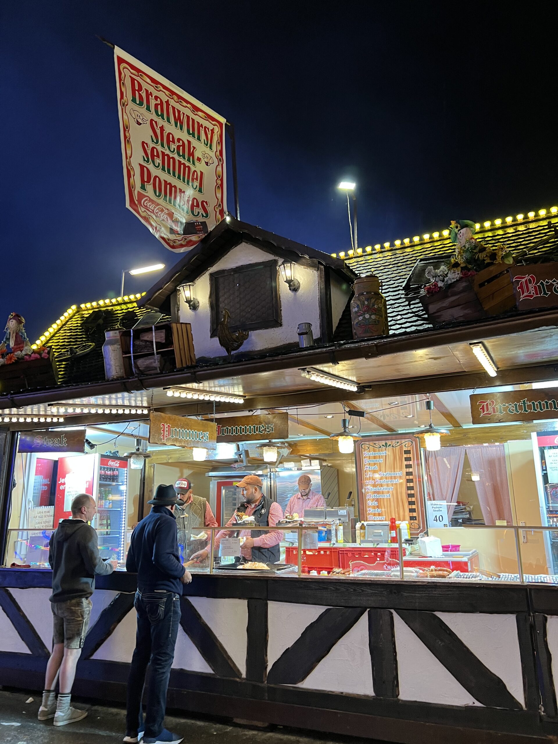 Food vendor, Oktoberfest