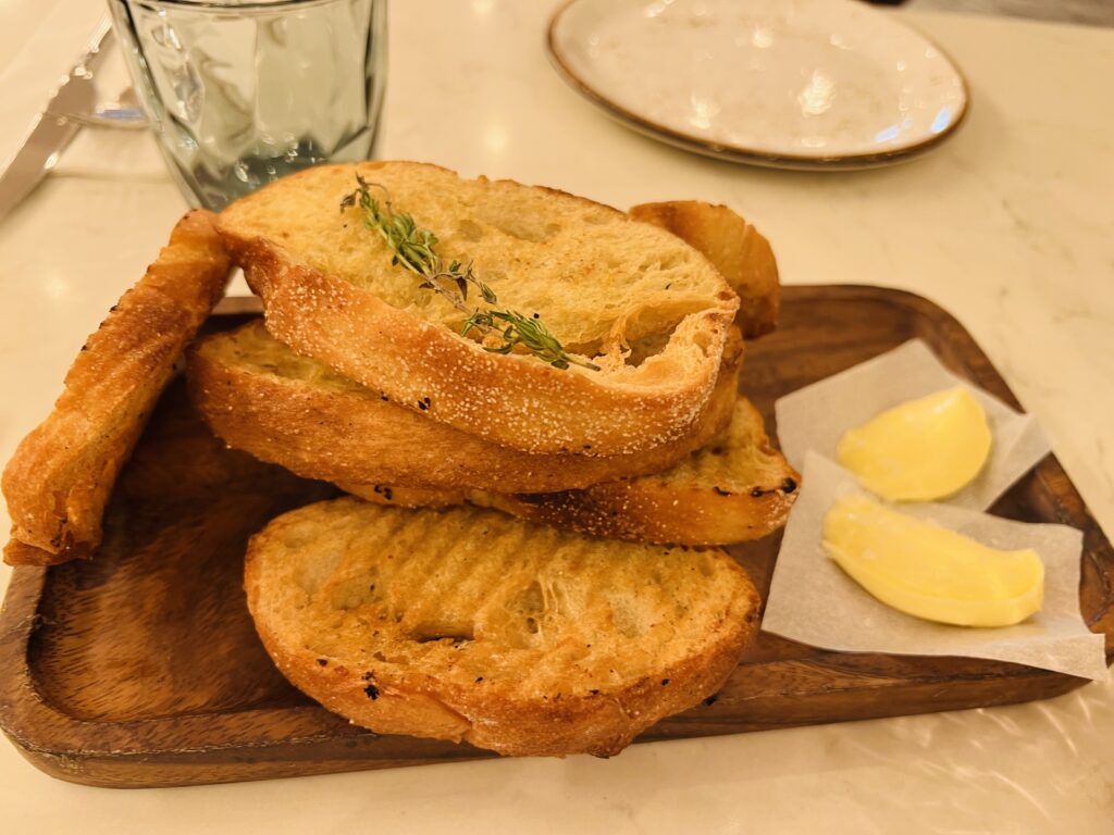 L'eto toasted bread